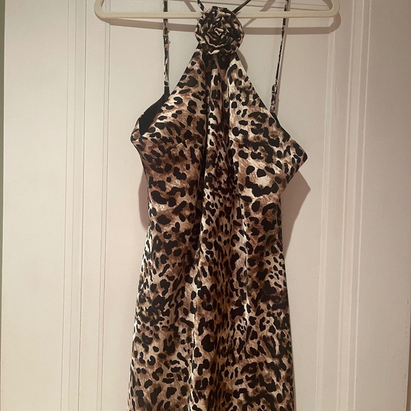 Dress - Picture 1 of 3